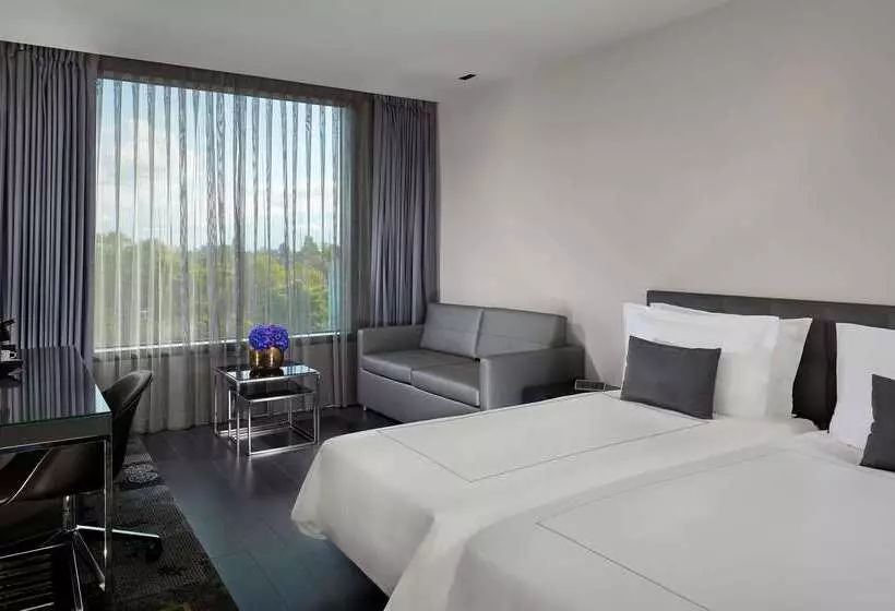 ホテル Park Plaza London Park Royal