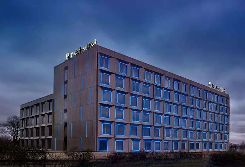 ホテル Park Plaza London Park Royal
