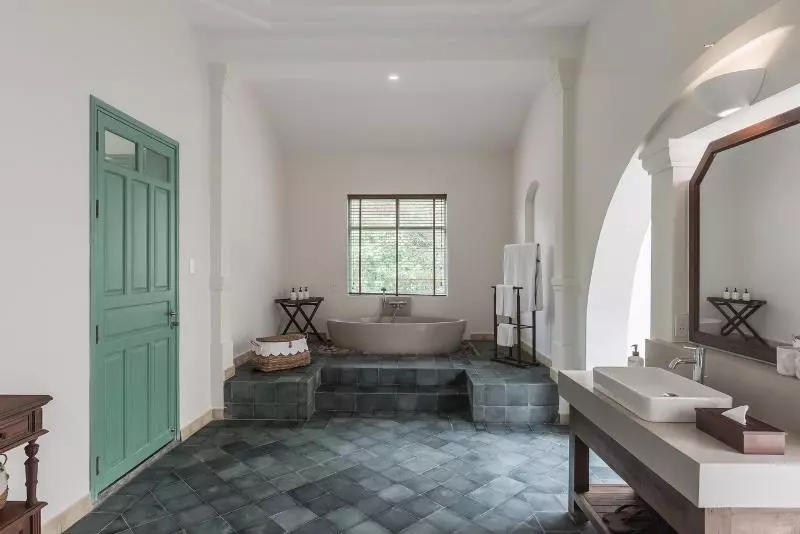 هتل Poulo Condor Boutique Resort & Spa
