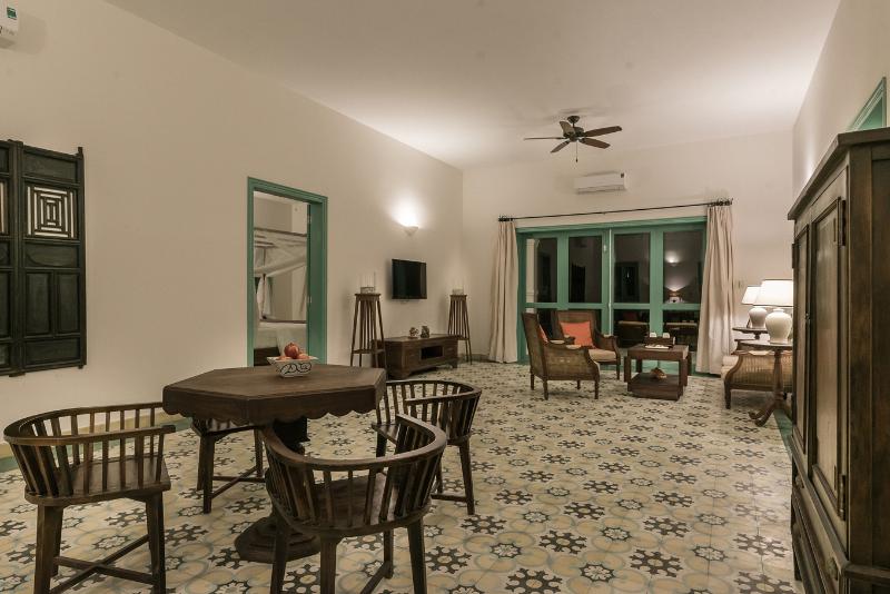 هتل Poulo Condor Boutique Resort & Spa