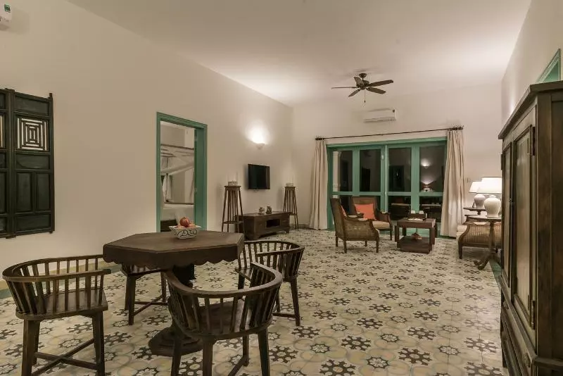 هتل Poulo Condor Boutique Resort & Spa