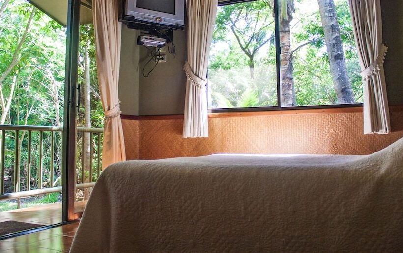 هتل Puerto Barillas