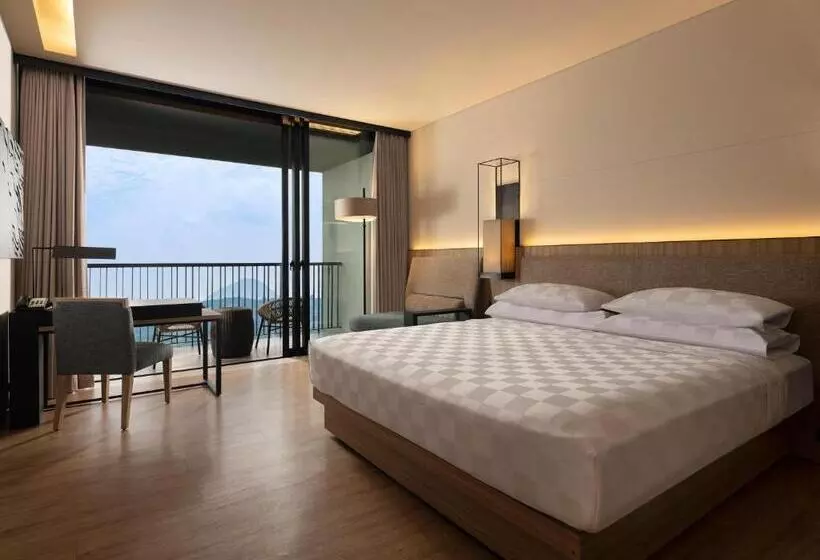ホテル Royal Tulip Gunung Geulis Resort And Golf
