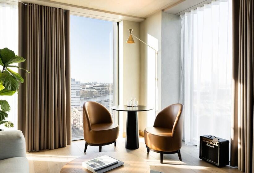 Ruby Emma Hotel Amsterdam