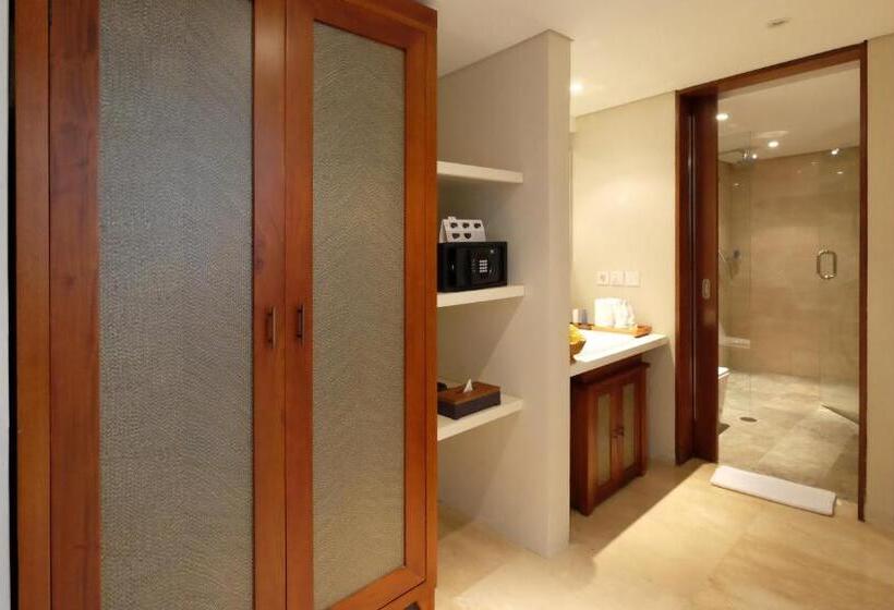 The Bandha Hotel & Suites