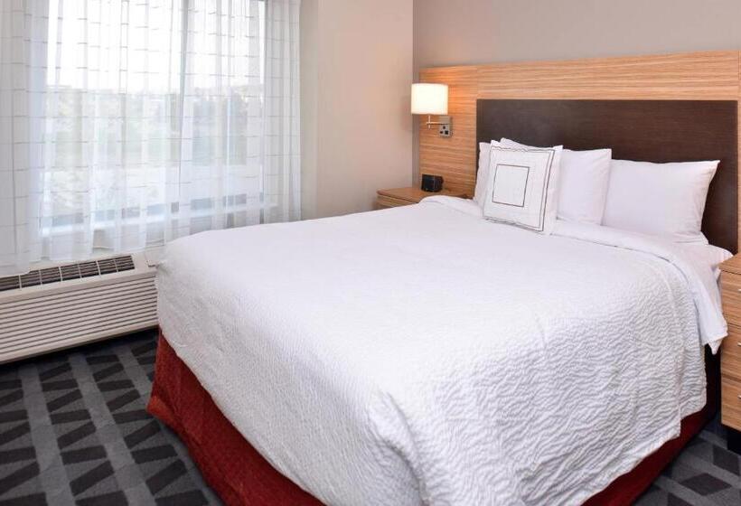 هتل Towneplace Suites By Marriott Gillette