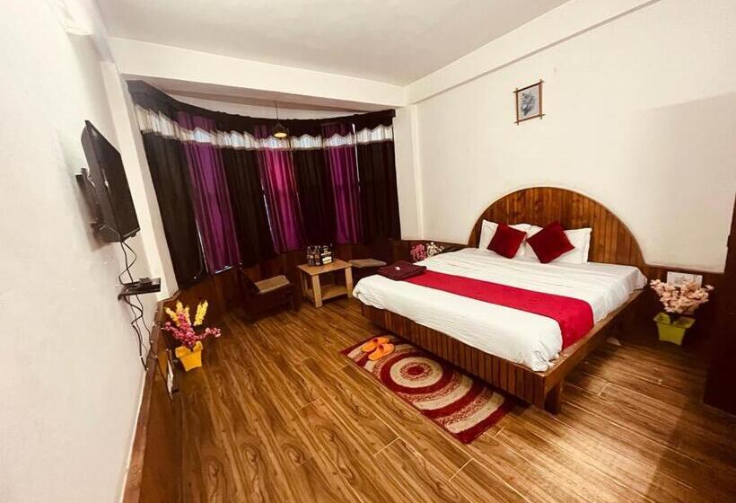 בית מלון כפרי Jubilant Manali