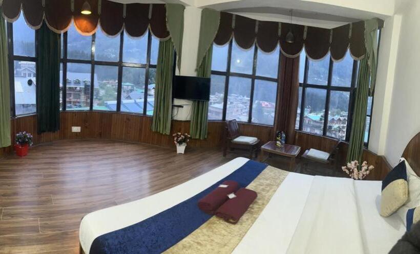 בית מלון כפרי Jubilant Manali