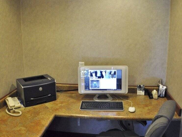 汽车旅馆  Uptown Inn