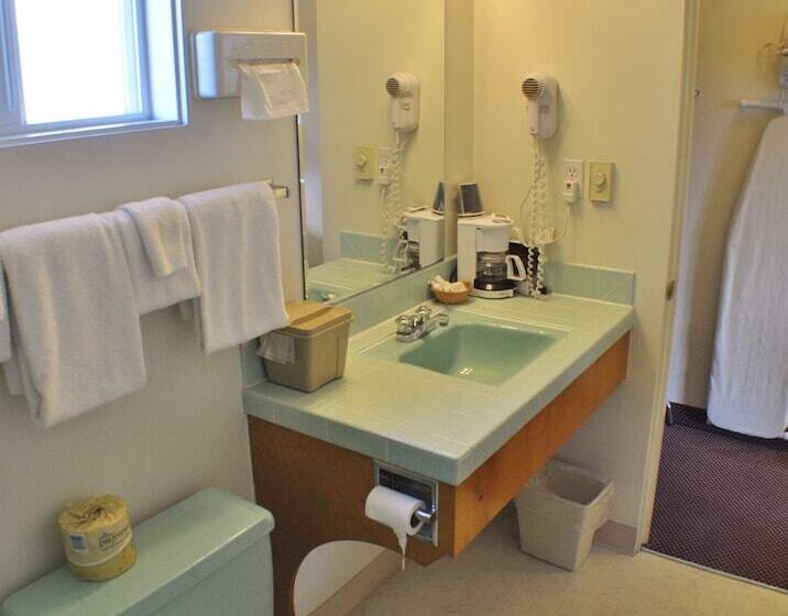 汽车旅馆  Uptown Inn