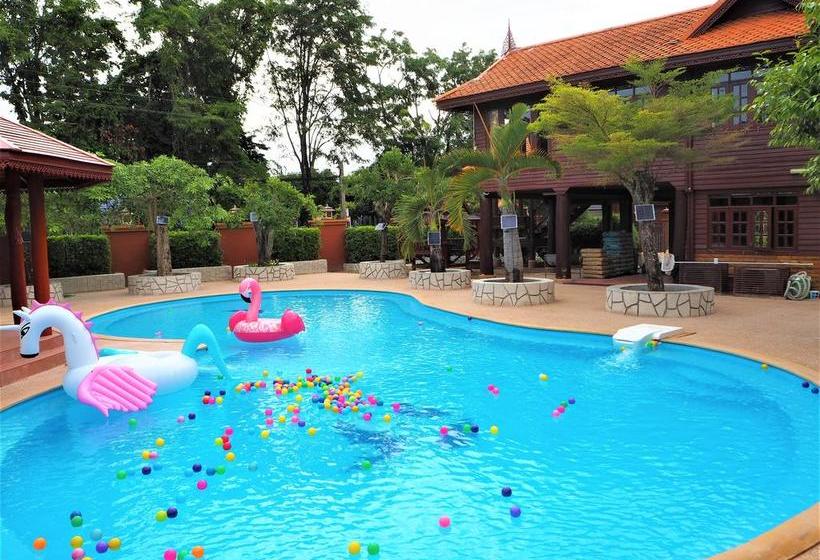 リゾートホテル Baan Thai Lanna Pattaya