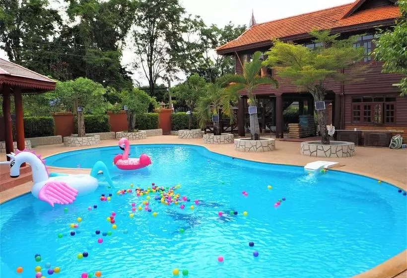 リゾートホテル Baan Thai Lanna Pattaya