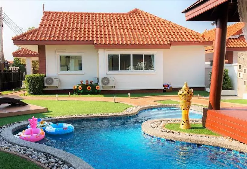 リゾートホテル Baan Thai Lanna Pattaya