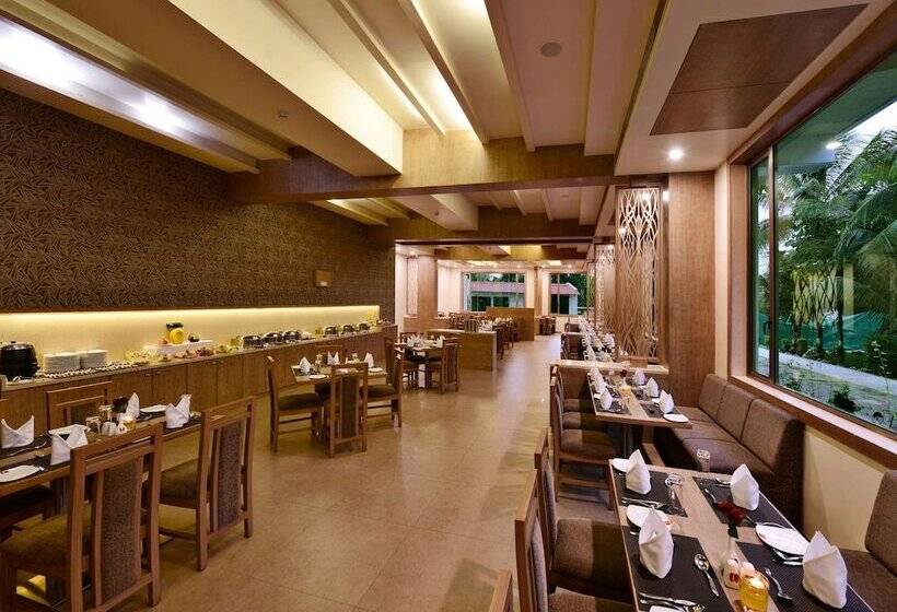 Hotell Sarovar Portico Sasangir