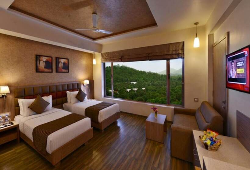 Hotell Sarovar Portico Sasangir