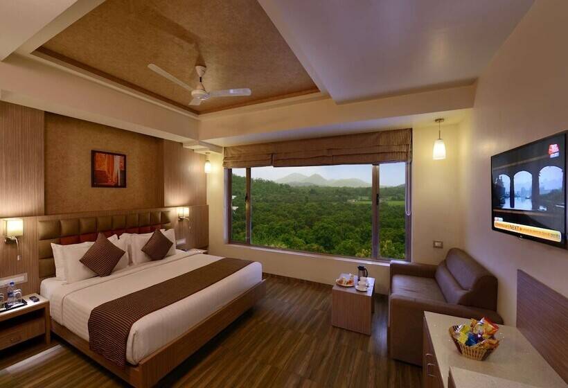 Hotell Sarovar Portico Sasangir