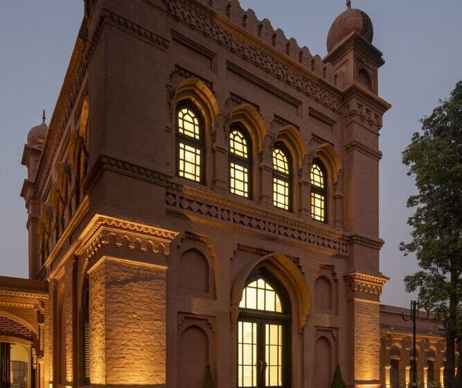 هتل The Earth Amritsar, Trademark Collection By Wyndham