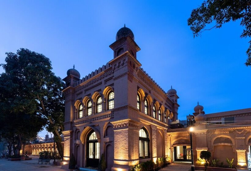 هتل The Earth Amritsar, Trademark Collection By Wyndham