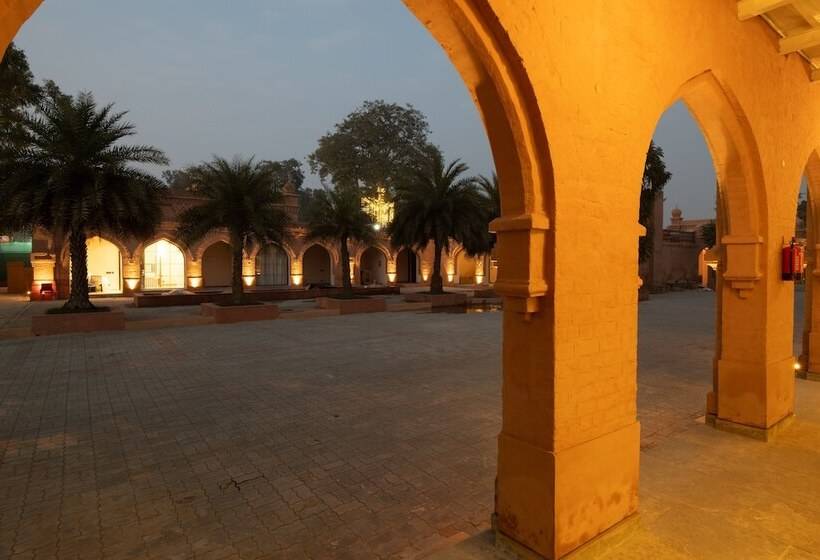هتل The Earth Amritsar, Trademark Collection By Wyndham