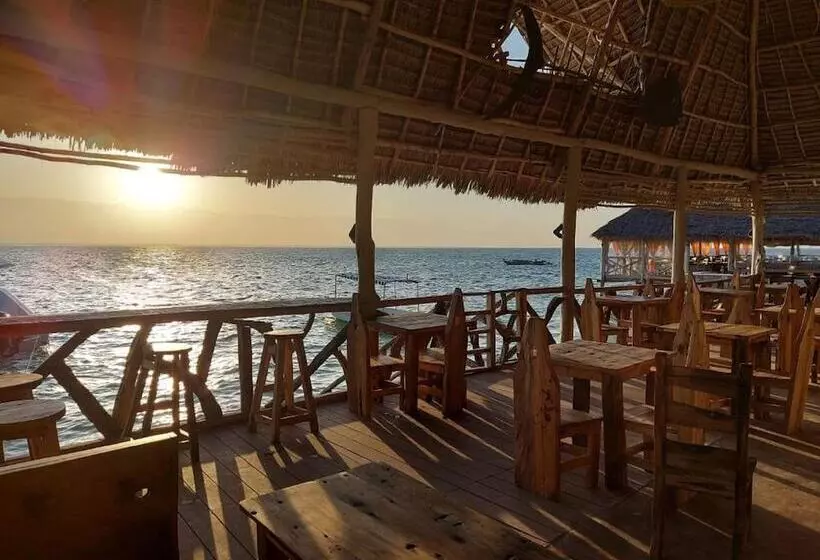 Hotelli Horizon Of Michamvi Beach