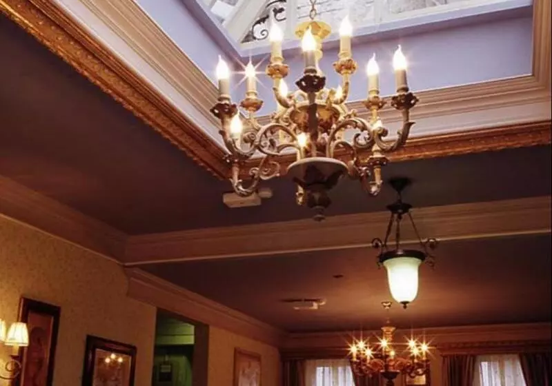 تختخواب و صبحانه Shangrila Music Villa