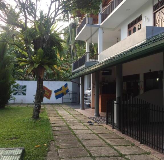 בית מלון כפרי Damith Guest House