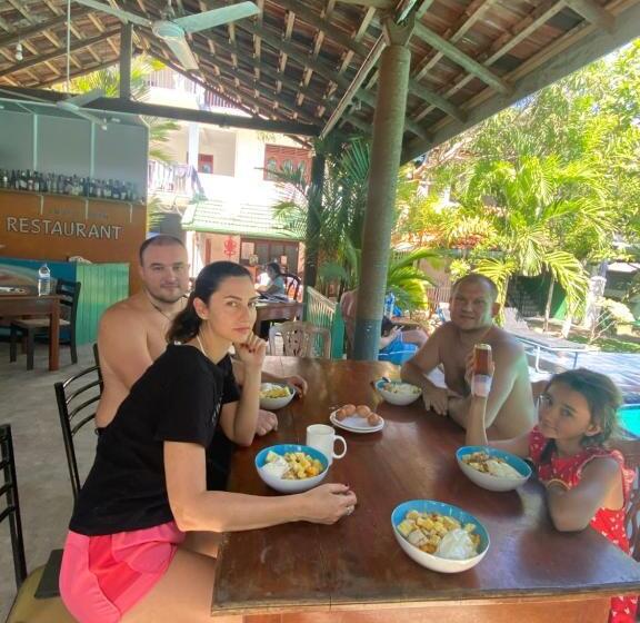 בית מלון כפרי Damith Guest House