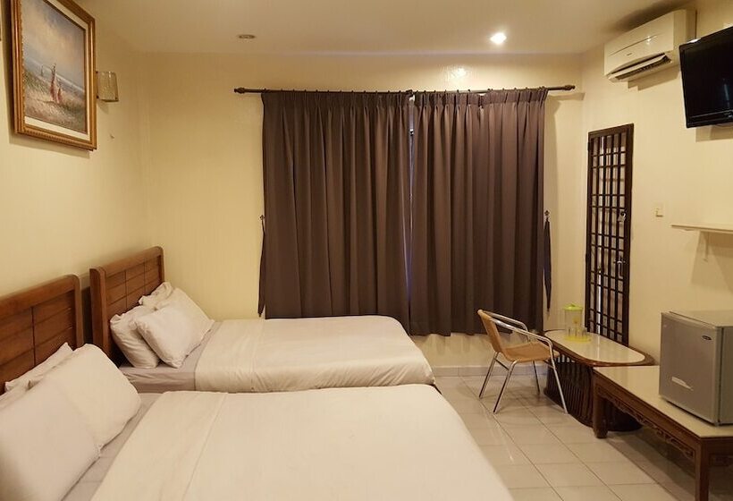 Hotel Ferringhi Heritage Budget