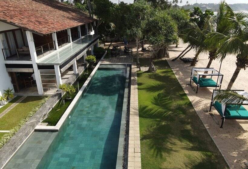 Lantern Boutique Hotel By Reveal