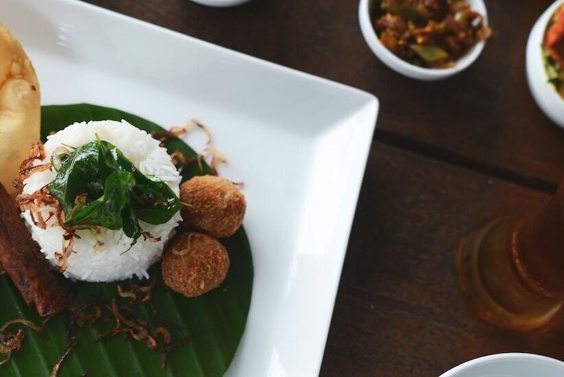 Lantern Boutique Hotel By Reveal