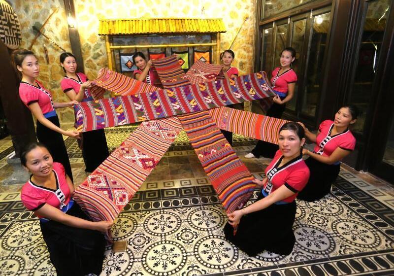 هتل Mai Chau Ecolodge