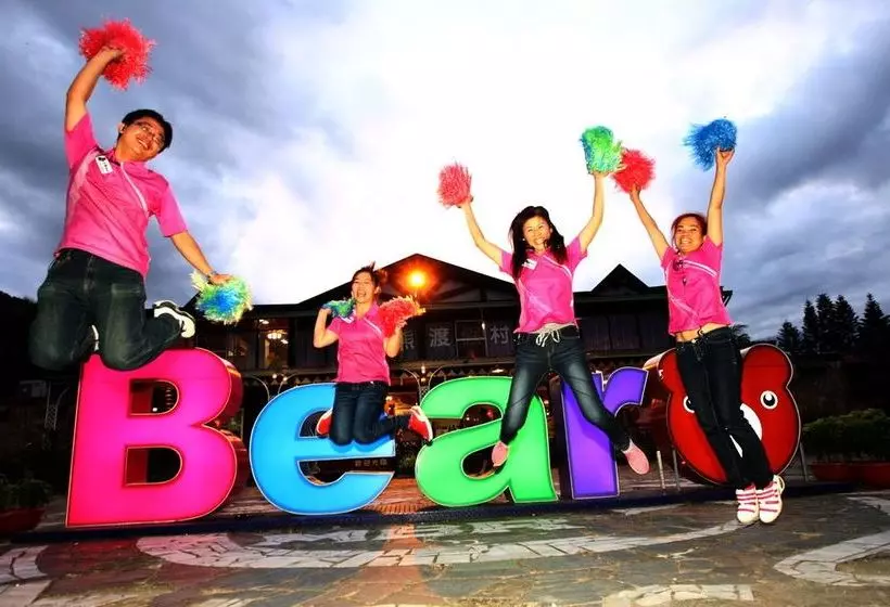 هتل Master Bear Resort
