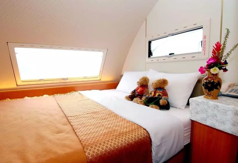 هتل Master Bear Resort