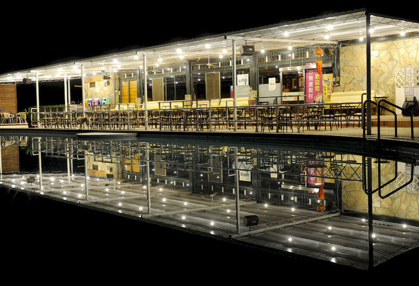 هتل Master Bear Resort