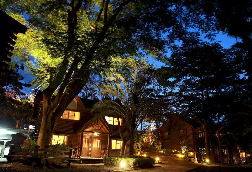 هتل Master Bear Resort