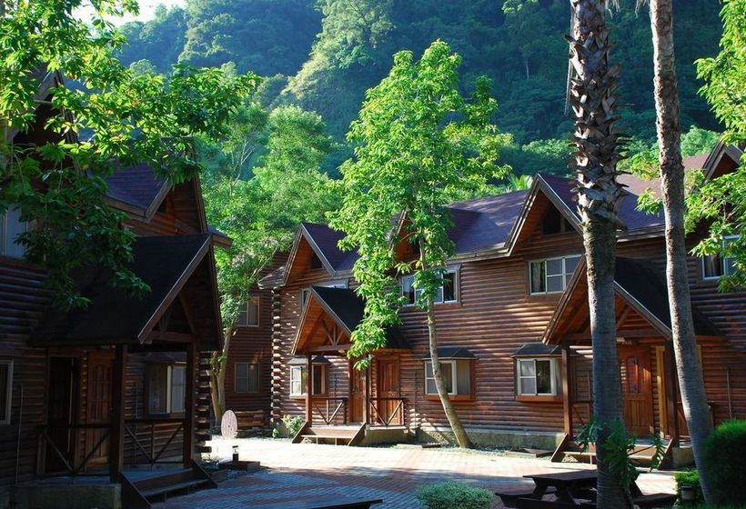 هتل Master Bear Resort