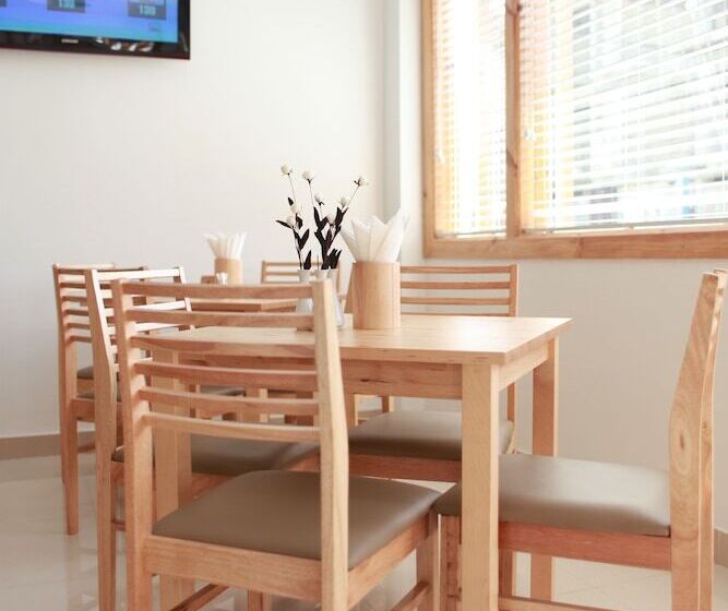 هتل Pine Lodge Maldives