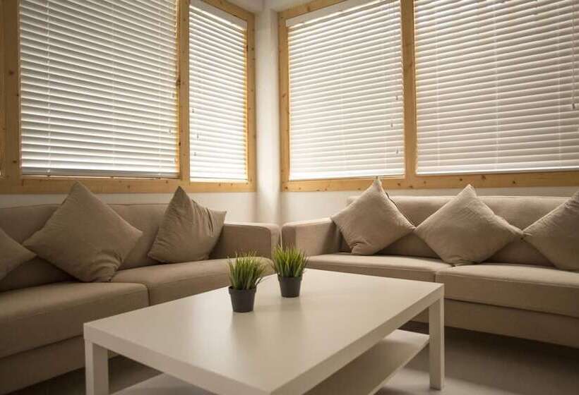 هتل Pine Lodge Maldives