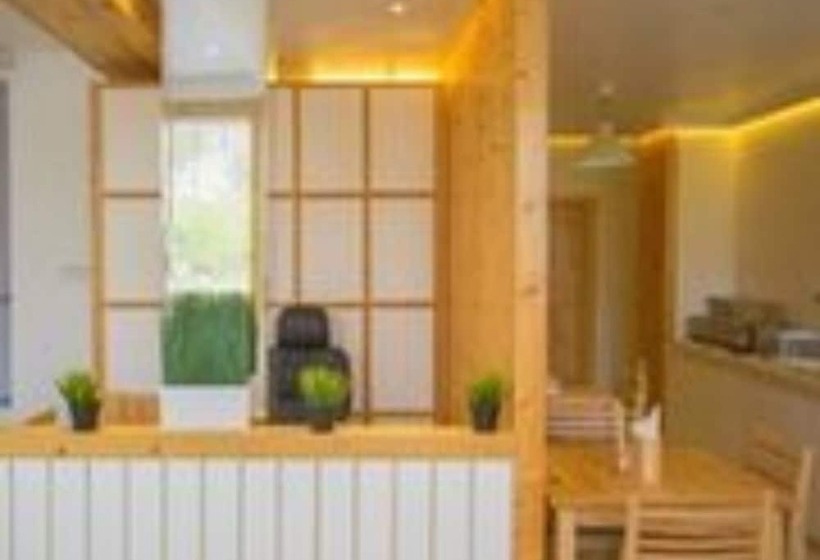 هتل Pine Lodge Maldives