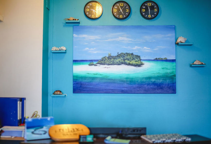 هتل Relax Beach Inn