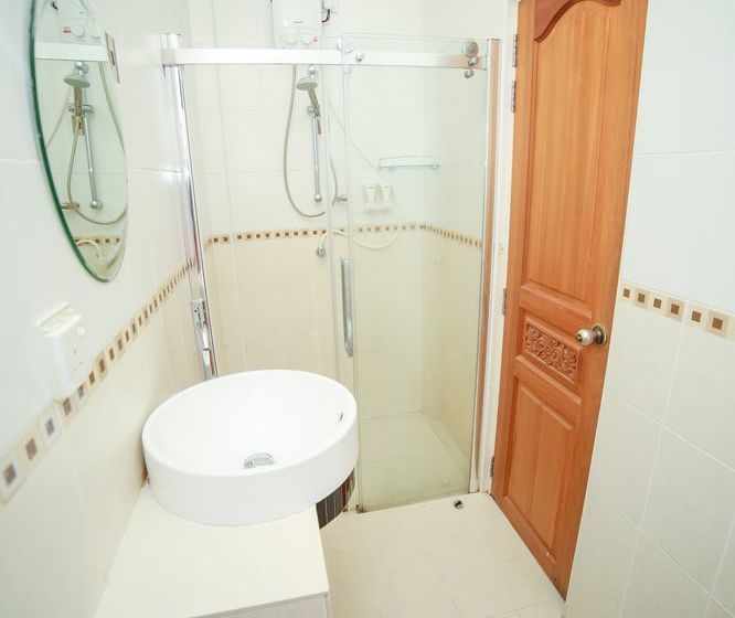 هتل Relax Beach Inn