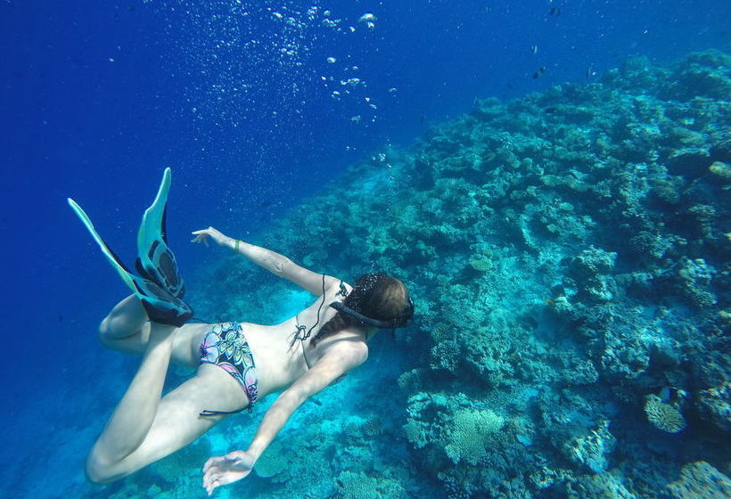 هتل Relax Beach Inn