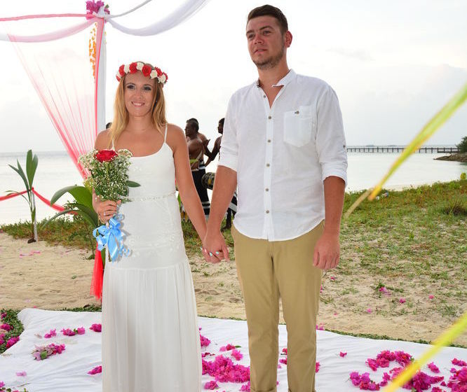 هتل Relax Beach Inn