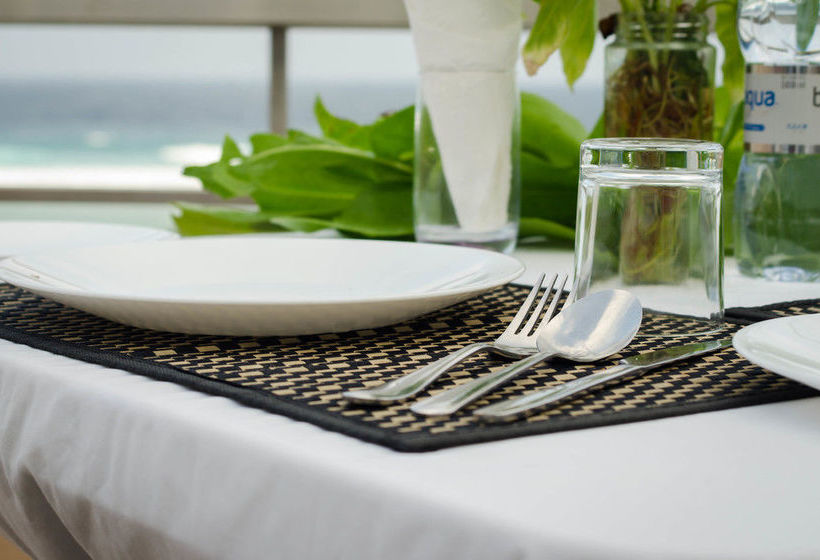 هتل Relax Beach Inn