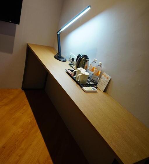 Super 8 Hotel @ Bayan Baru