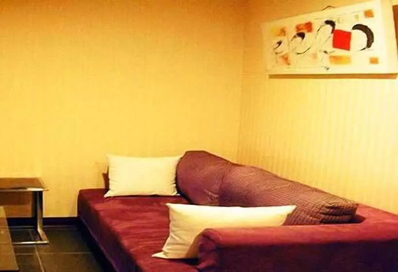 Otel The Solasresort Hot Spring