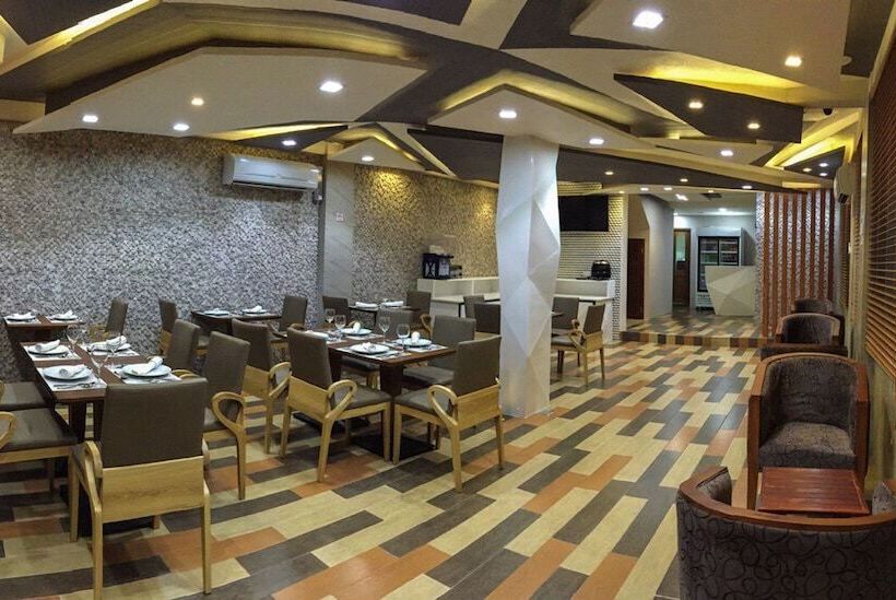 هتل Vista Beach Retreat