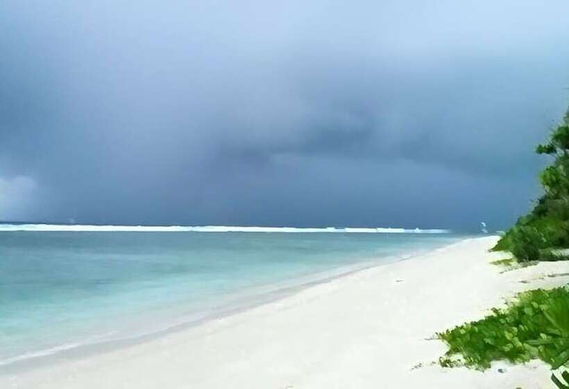 هتل Vista Beach Retreat