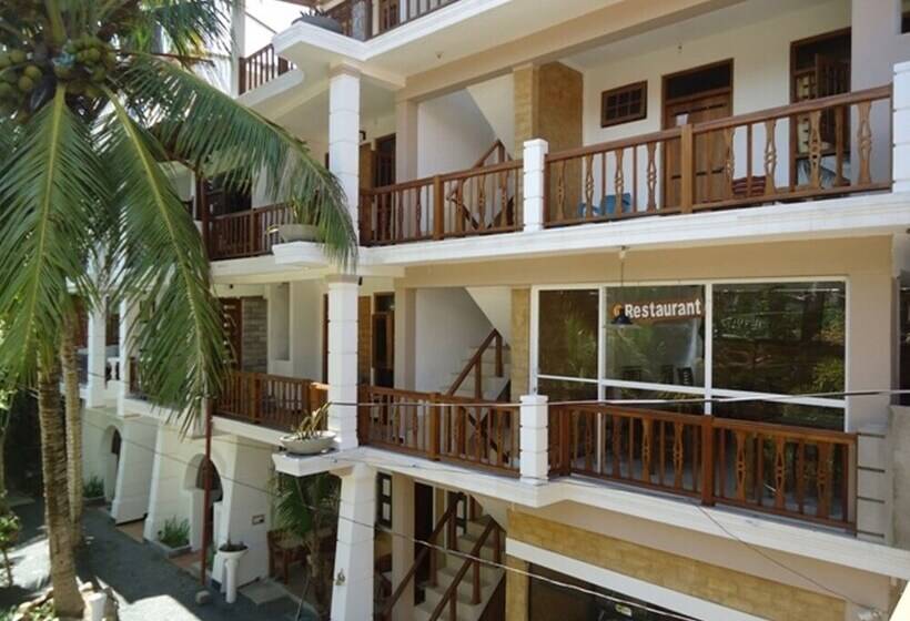 Pensió Sky Garden Mini