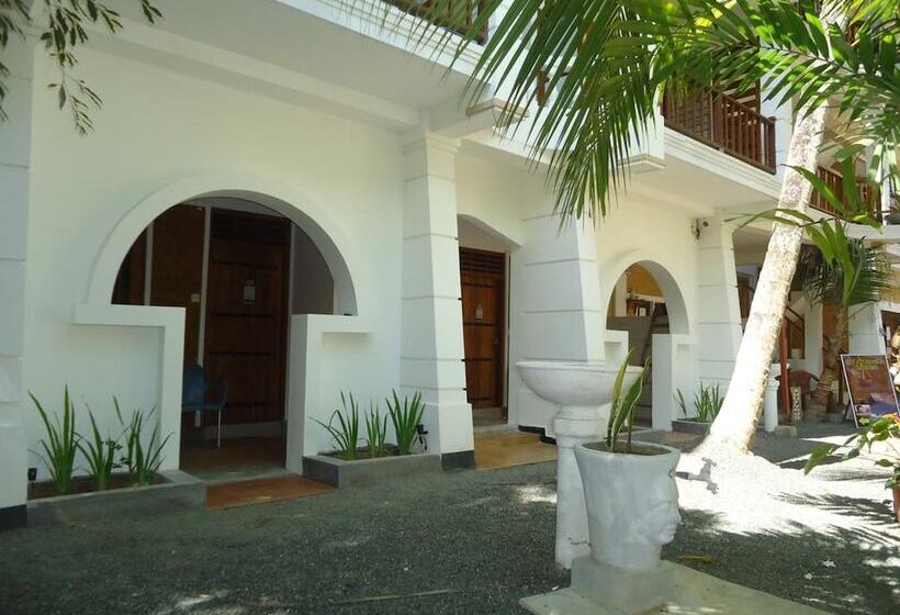 Pensió Sky Garden Mini